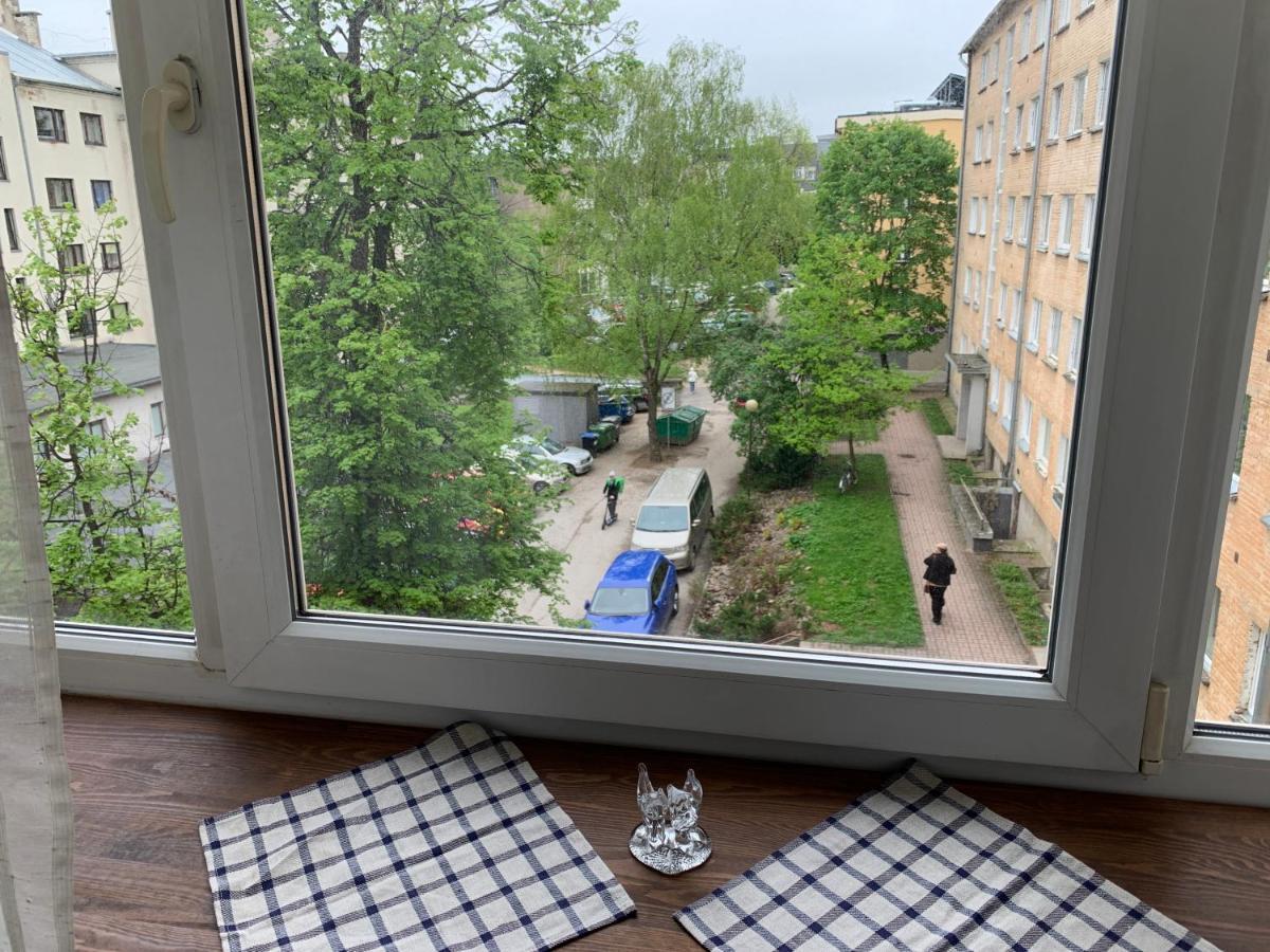 Riia 10, 2-Bedroom Apartment - 2 Big Beds 1 Extra Bed-Parking Free Tartu Zewnętrze zdjęcie