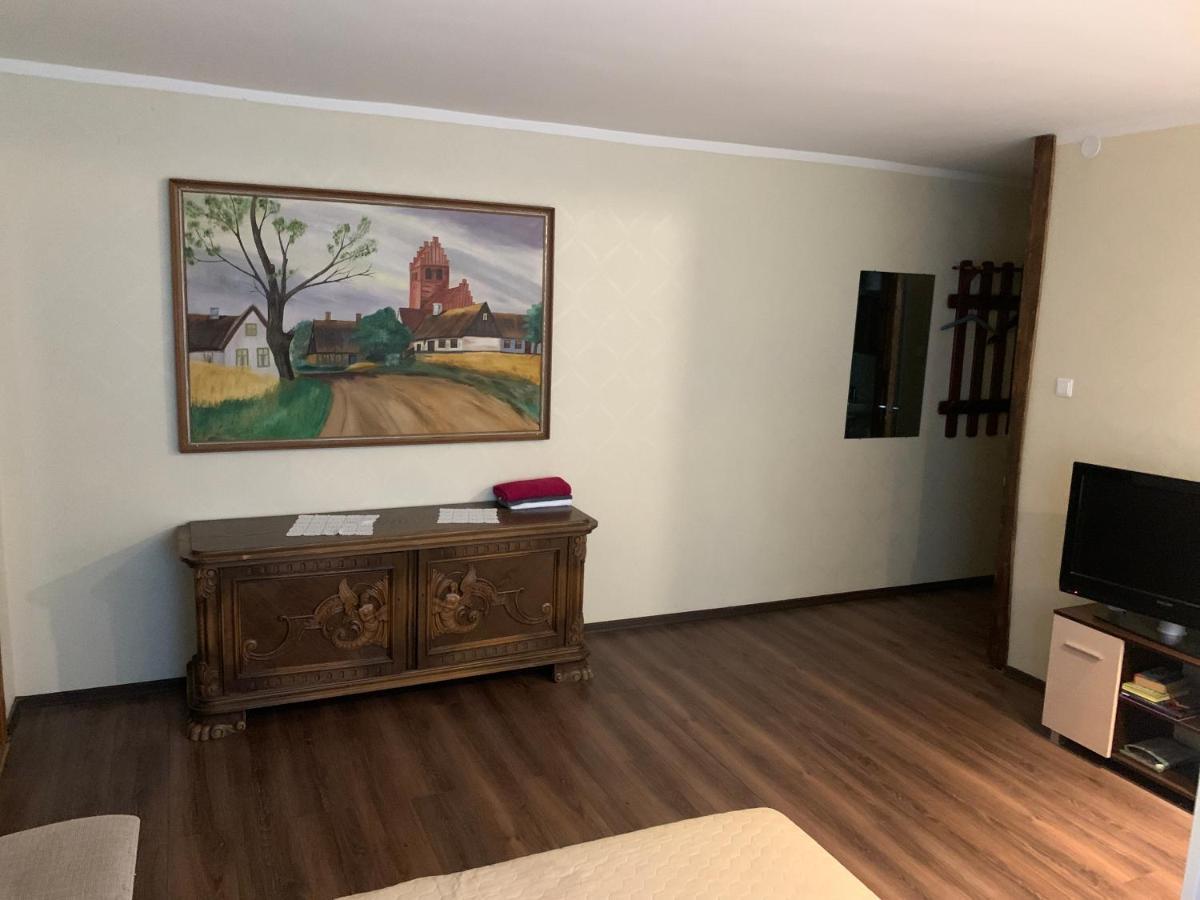 Riia 10, 2-Bedroom Apartment - 2 Big Beds 1 Extra Bed-Parking Free Tartu Zewnętrze zdjęcie