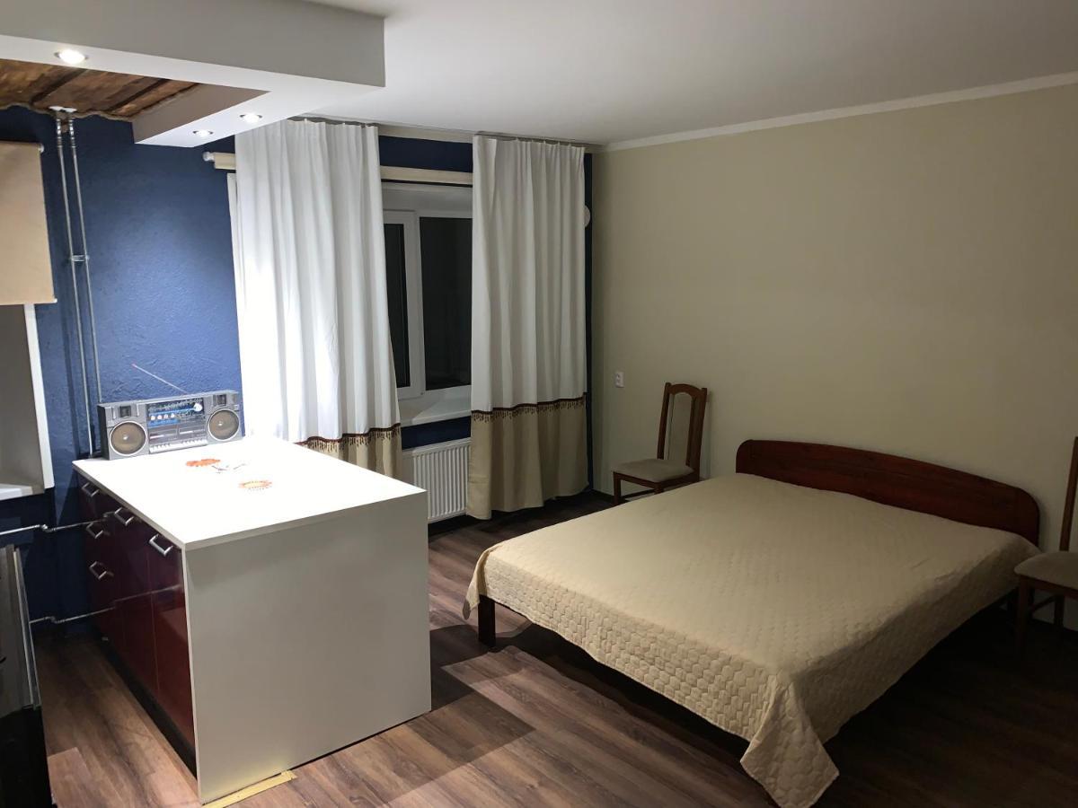 Riia 10, 2-Bedroom Apartment - 2 Big Beds 1 Extra Bed-Parking Free Tartu Zewnętrze zdjęcie