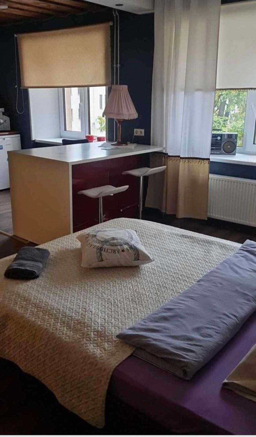 Riia 10, 2-Bedroom Apartment - 2 Big Beds 1 Extra Bed-Parking Free Tartu Zewnętrze zdjęcie