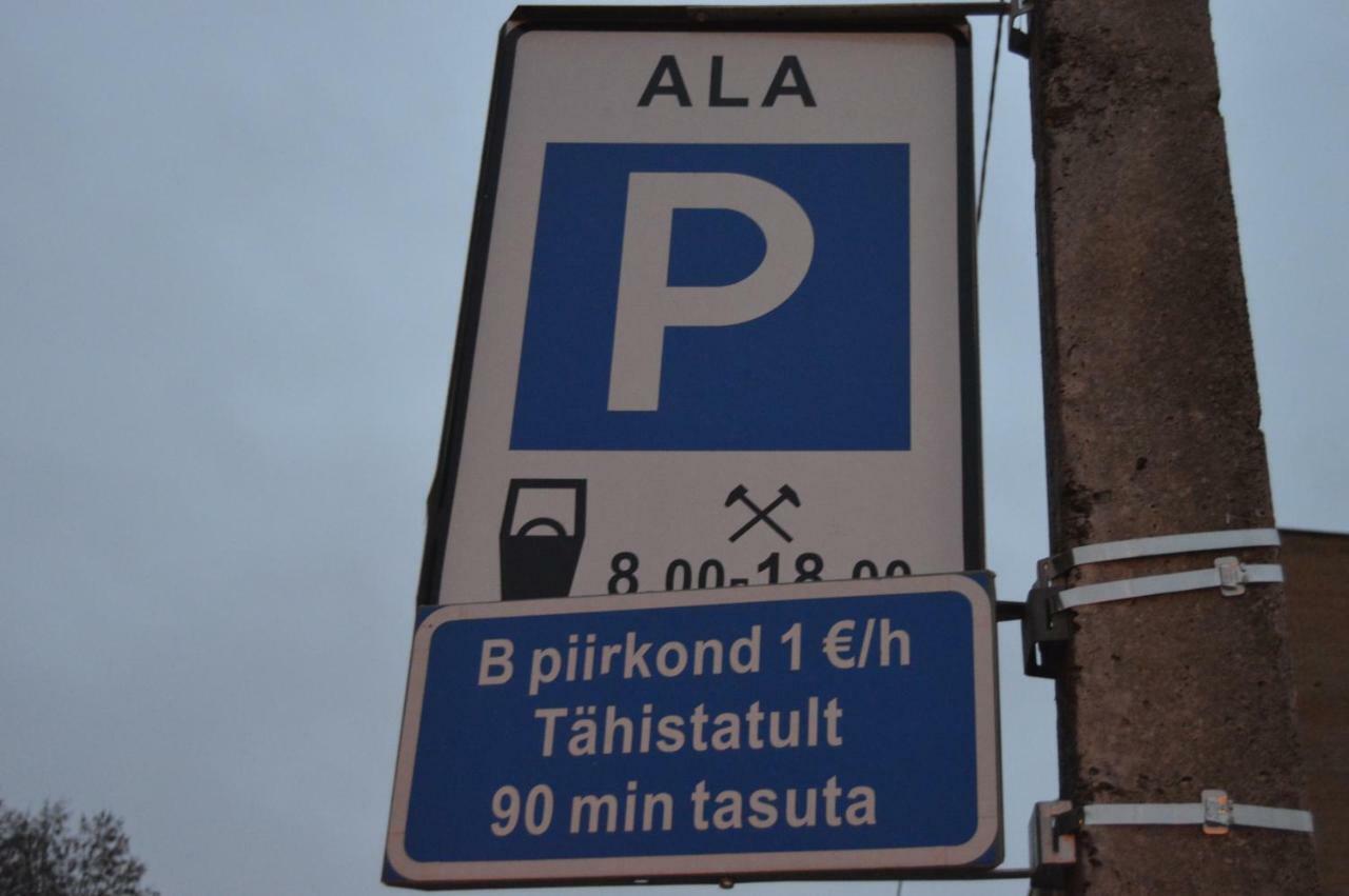 Riia 10, 2-Bedroom Apartment - 2 Big Beds 1 Extra Bed-Parking Free Tartu Zewnętrze zdjęcie